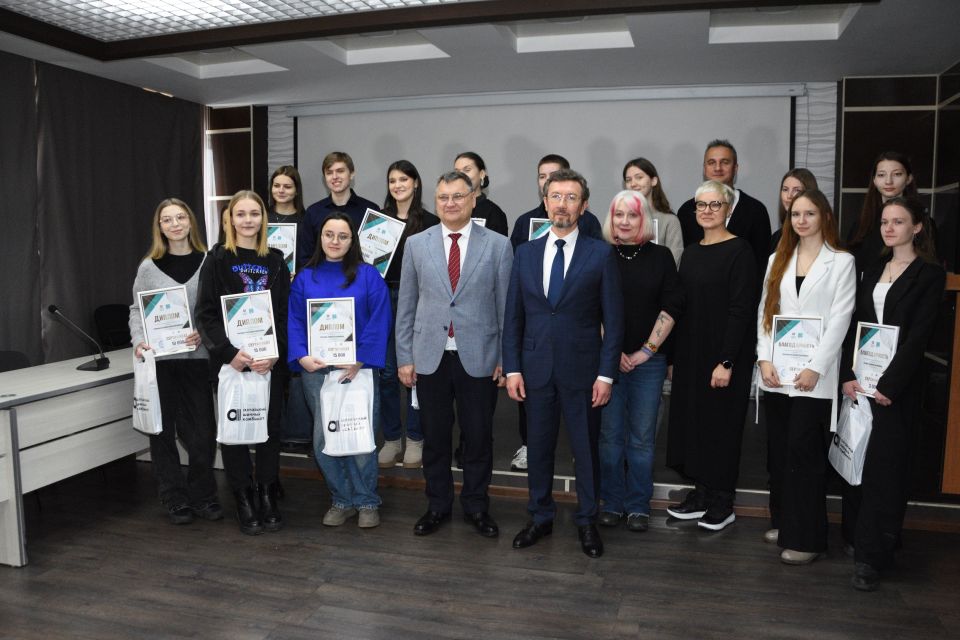 В АлтГТУ создадут бренд-зону Алтайского шинного комбината