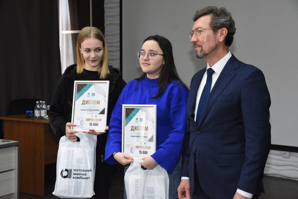 В АлтГТУ создадут бренд-зону Алтайского шинного комбината