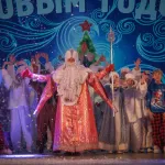 Губернаторские елки для школьников стартовали в Бийске