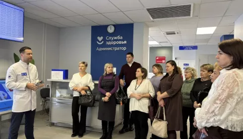 Жителей пригорода Барнаула познакомили с поликлиникой №14