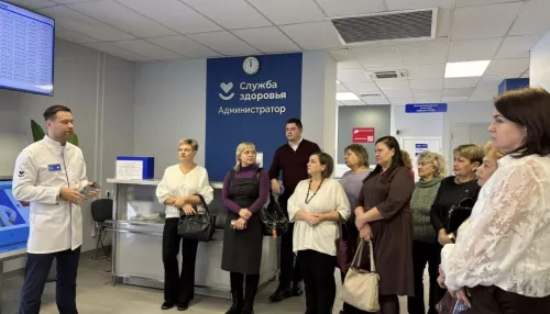 Жителей пригорода Барнаула познакомили с поликлиникой №14