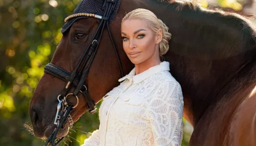 Мы остались на улице: Волочкова рассказала, как ее семью лишили квартиры мошенники