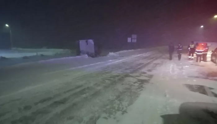 Шесть человек пострадали в ДТП с грузовиком на новосибирской трассе