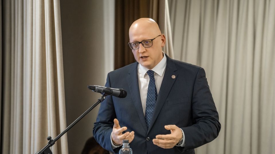 Александр Каменев