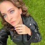 Заметно похудевшая Аглая Тарасова показала свои тренировки для стройной фигуры. Видео