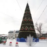 Последние выходные: в Барнауле скоро разберут новогодний городок на площади Свободы