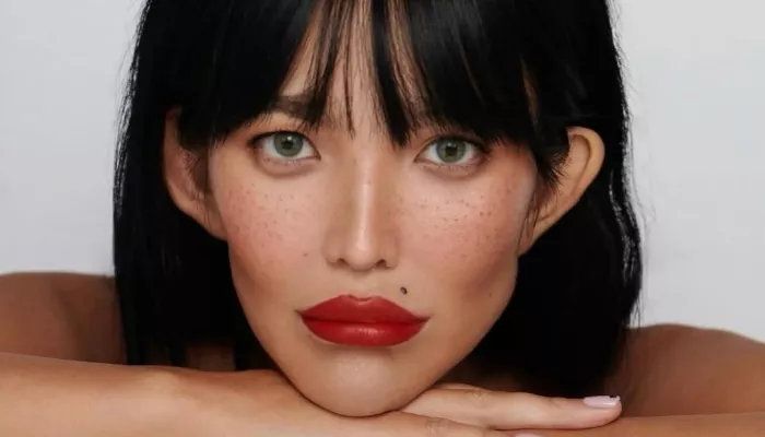 Жена Александра Цекало снялась в нижнем белье в ответ на критику ее фигуры. Фото