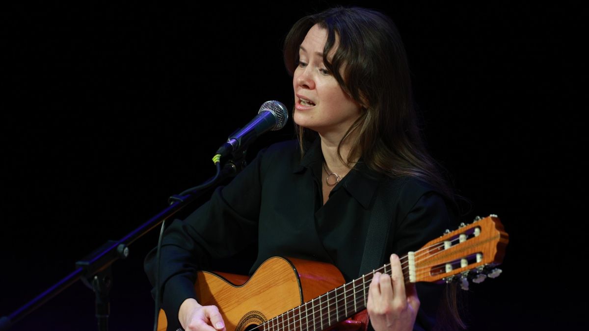 Елена Безрукова