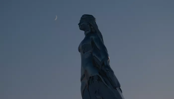 Молчаливое новолуние: как выглядит девушка-Обь на закате дня. Фото