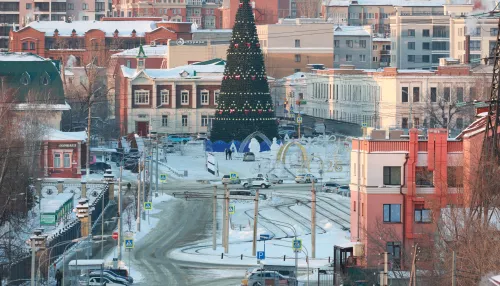 Проезд в центре Барнаула перекрыли на время открытия городской елки
