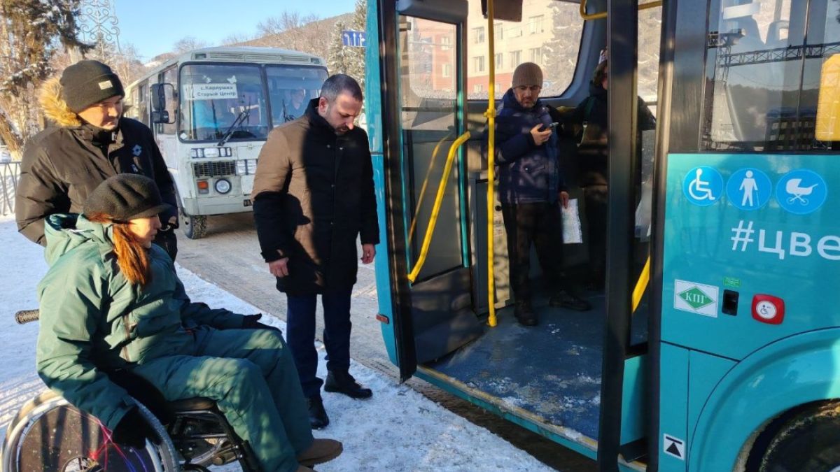 Проверка доступности общественного транспорта для маломобильных жителей Горно-Алтайска