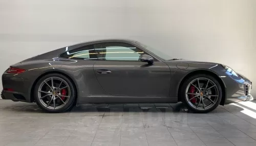 420 лошадей и кожаный салон: в Барнауле продают люксовый Porsche. Фото