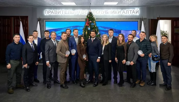 Крупные инвесторы Республики Алтай присоединились к акции Елка желаний
