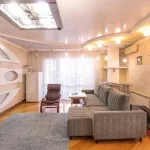 Большую квартиру за 13,9 млн рублей продают по соседству с налоговой в Барнауле