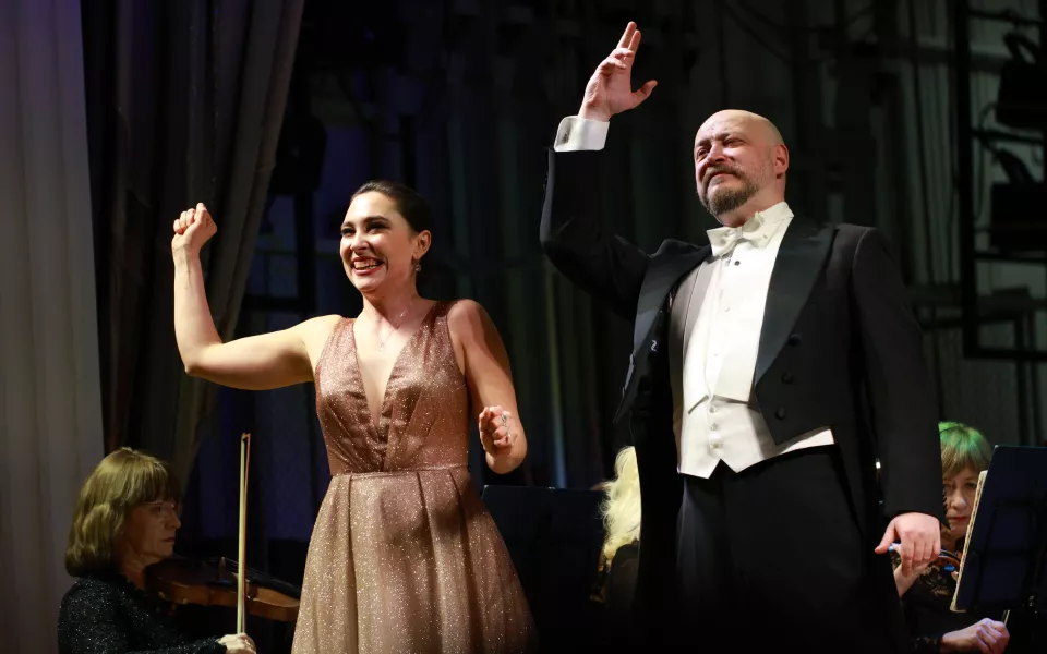 В Барнауле прошел концерт Новый год с Филармонией. Фото