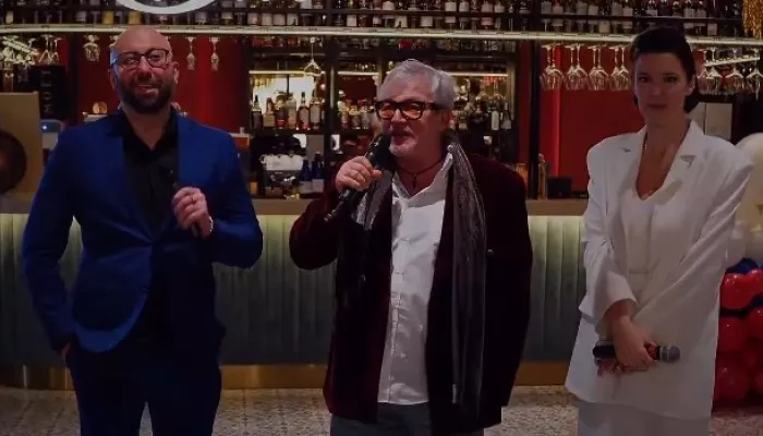 Дмитрий Дибров появился на публике с новой возлюбленной. Фото