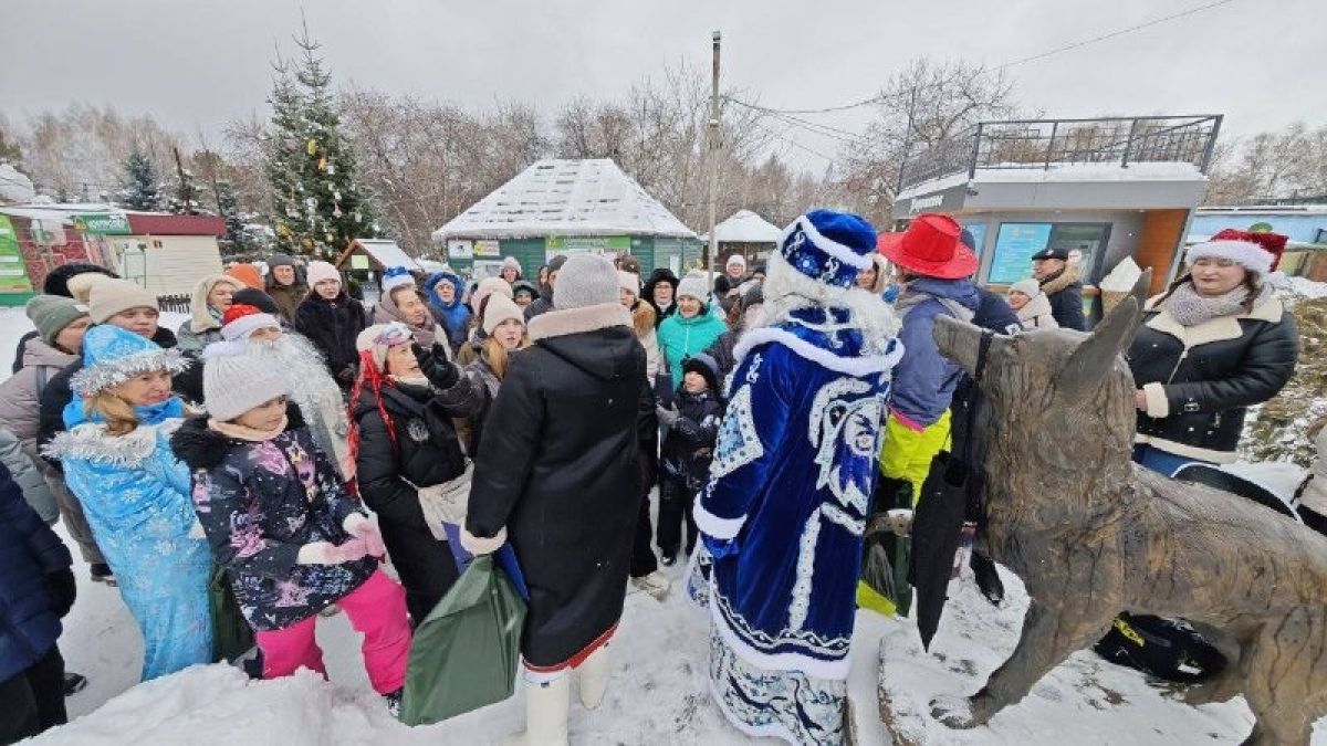 Новогодняя экскурсия в Барнаульском зоопарке
