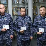 За спасение и мониторинг: алтайские росгвардейцы отмечены наградами МЧС
