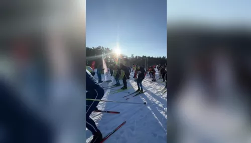 Первая массовая лыжная гонка года состоялась в Барнауле. Видео