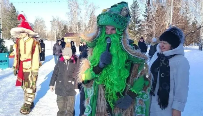 Русский размах: как в барнаульском парке Центральный прошел сказочный праздник