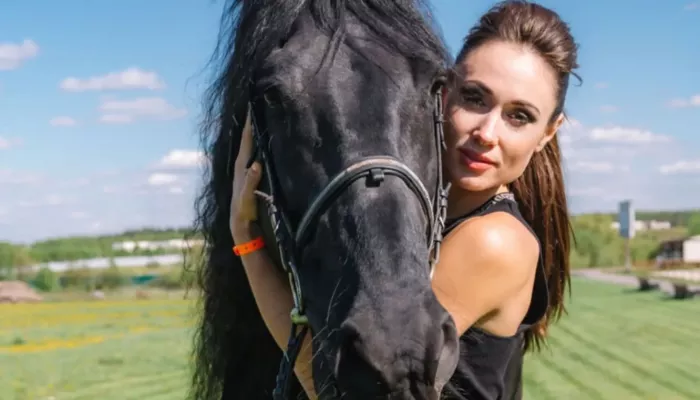 Елена Товстик назвала себя бессмертной и обратилась к женщинам