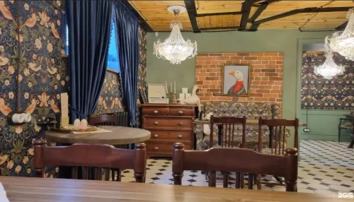 Гусиную кофейню выставили на продажу в центре Барнаула за 1 млн рублей. Фото