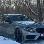 Mercedes на максималках с красным салоном продают в Горном Алтае. Фото