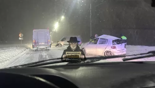 Смертельное ДТП стало причиной большой пробки на выезде из Барнаула