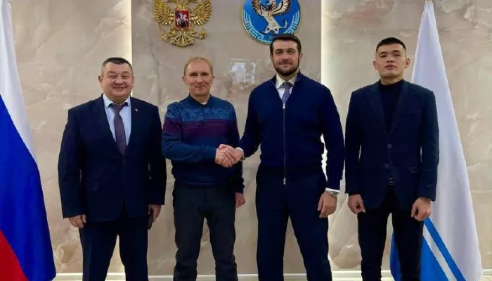 В Республике Алтай разработают проект легкоатлетического манежа в Майме