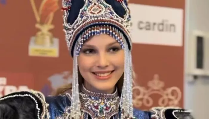 14-летняя российская школьница стала Юной Мисс Вселенная. Фото