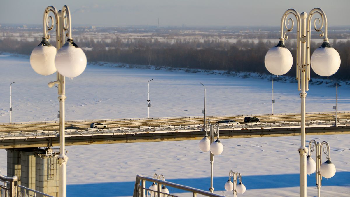 Мороз. Погода. Зима. Нагорный парк.