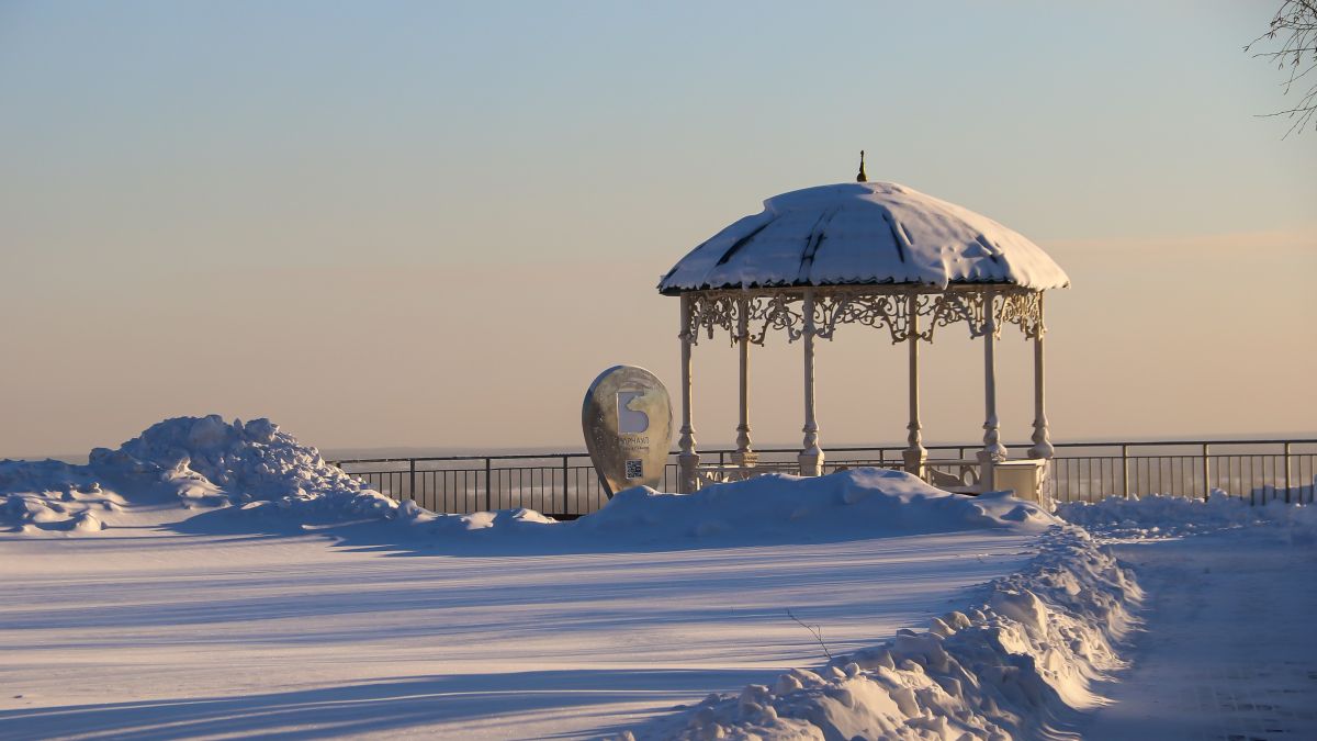 Мороз. Погода. Зима. Нагорный парк.