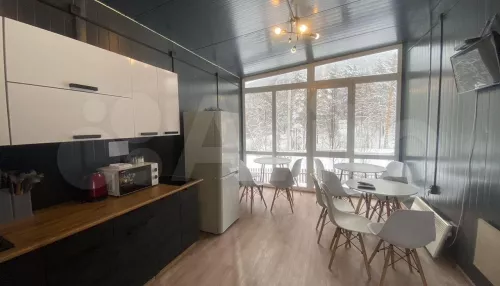 Базу отдыха продают за 65 млн рублей в Горном Алтае рядом с Манжероком. Фото