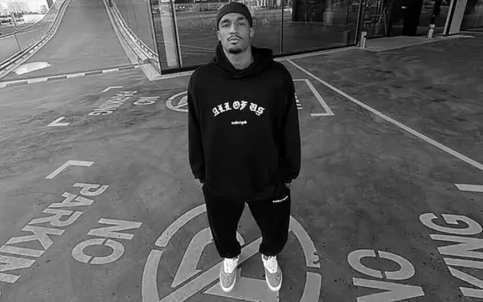 Бывший футболист ЦСКА Лайонел Адамс выпал из окна и умер в Подмосковье