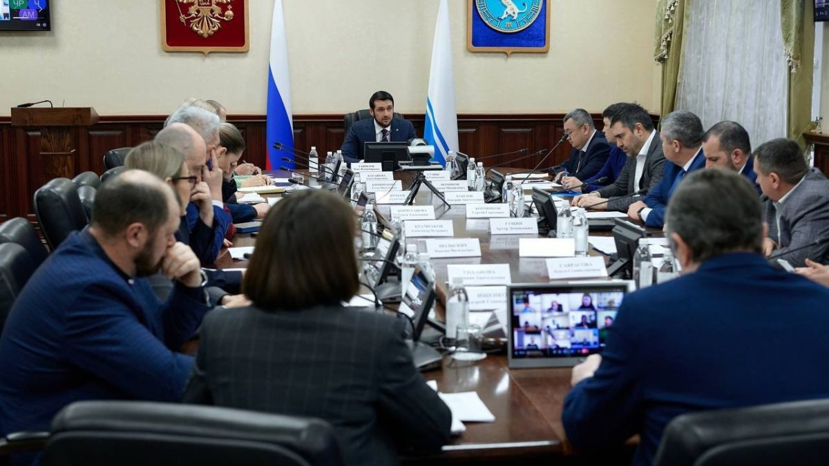 Обсуждение легализации трудовых отношений в Республике Алтай