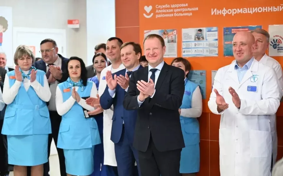 Новую поликлинику почти за миллиард рублей открыли в Алейске