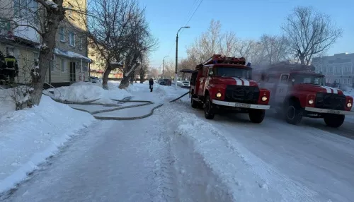 Пункт выдачи заказов загорелся в славгородской пятиэтажке