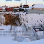 Котлован, подвал и база для крана: в Барнауле застраивают уголок Обского бульвара