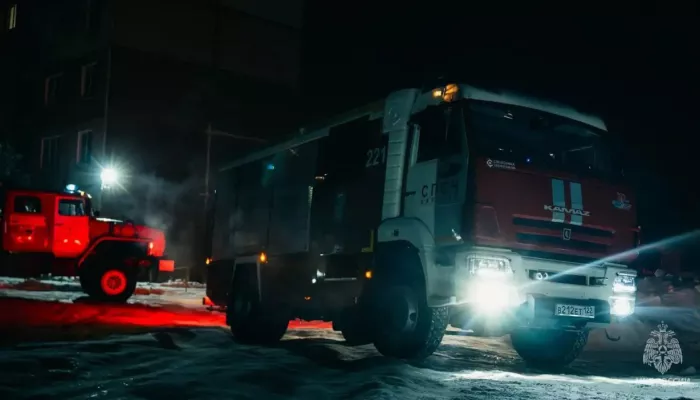 Два крупных пожара произошло в гаражных кооперативах в Барнауле