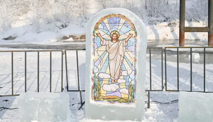 Как в Горно-Алтайске проходят крещенские купания. Фоторепортаж