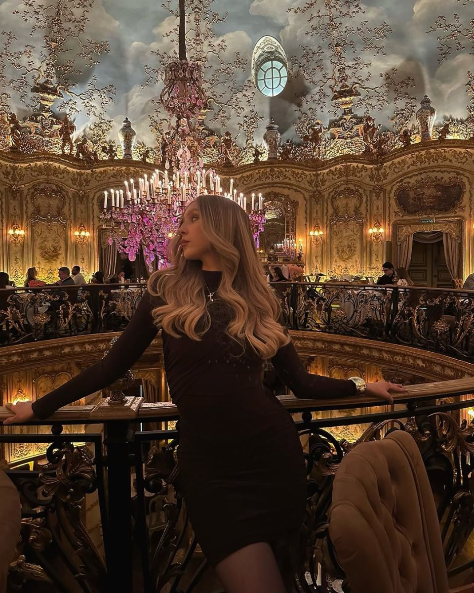 Карина Штерн