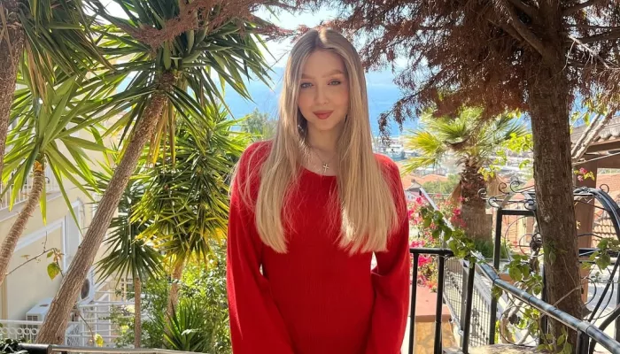 После трех лет борьбы с раком ушла из жизни 23-летний блогер из Барнаула