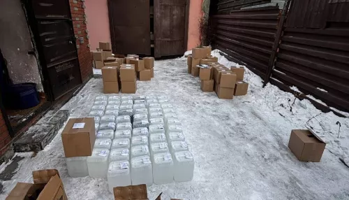 Внушительную партию контрафактного алкоголя нашли дома у семейной пары в Бийске