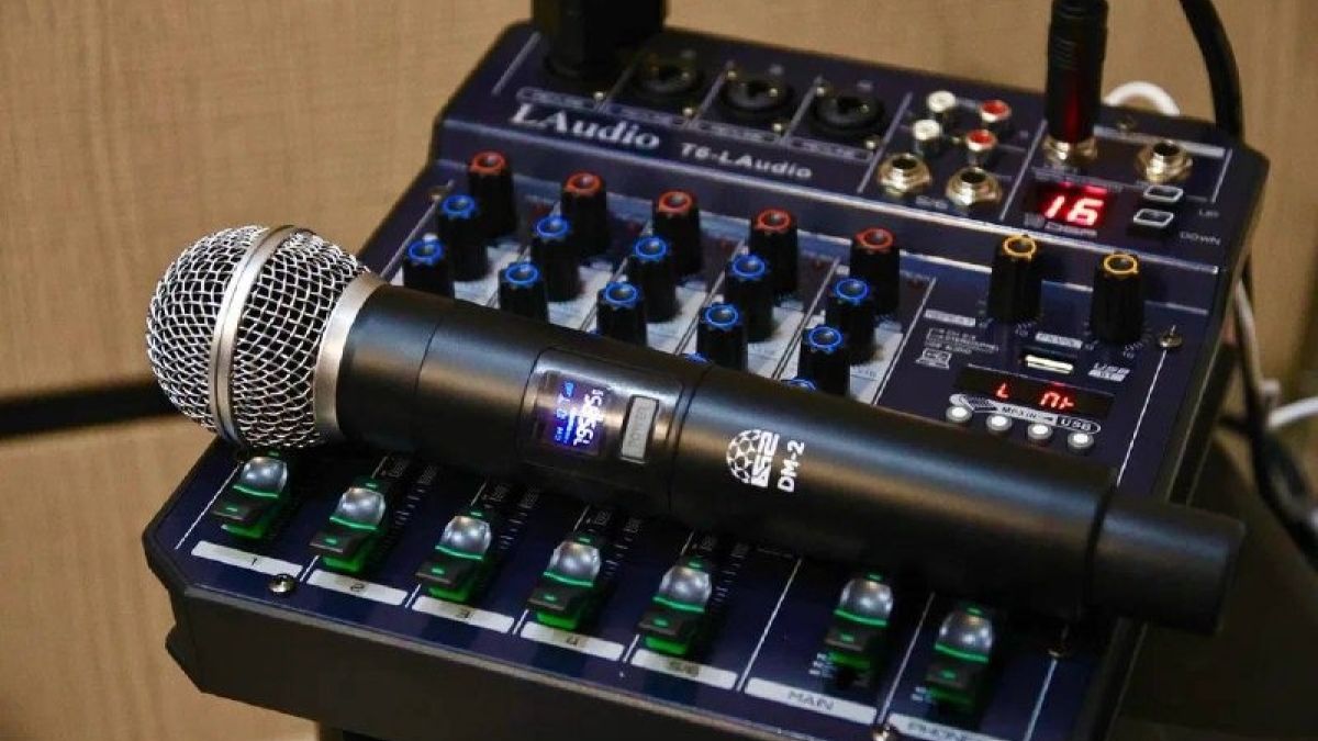 Андрей Турчак исполнил новогоднее желание юной жительницы Республики Алтай