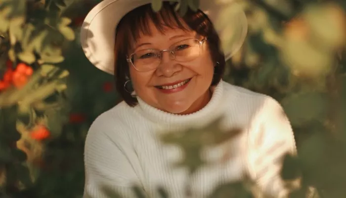 Из-за кассы — в блогеры: как 60-летняя бийчанка стала интернет-сенсацией. Фото