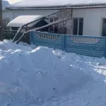 10-летняя девочка погибла под завалами снежного тоннеля, который сама вырыла. Видео