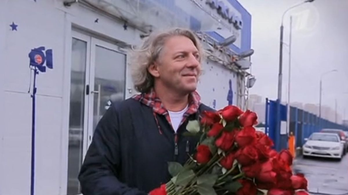 Александр Олейников