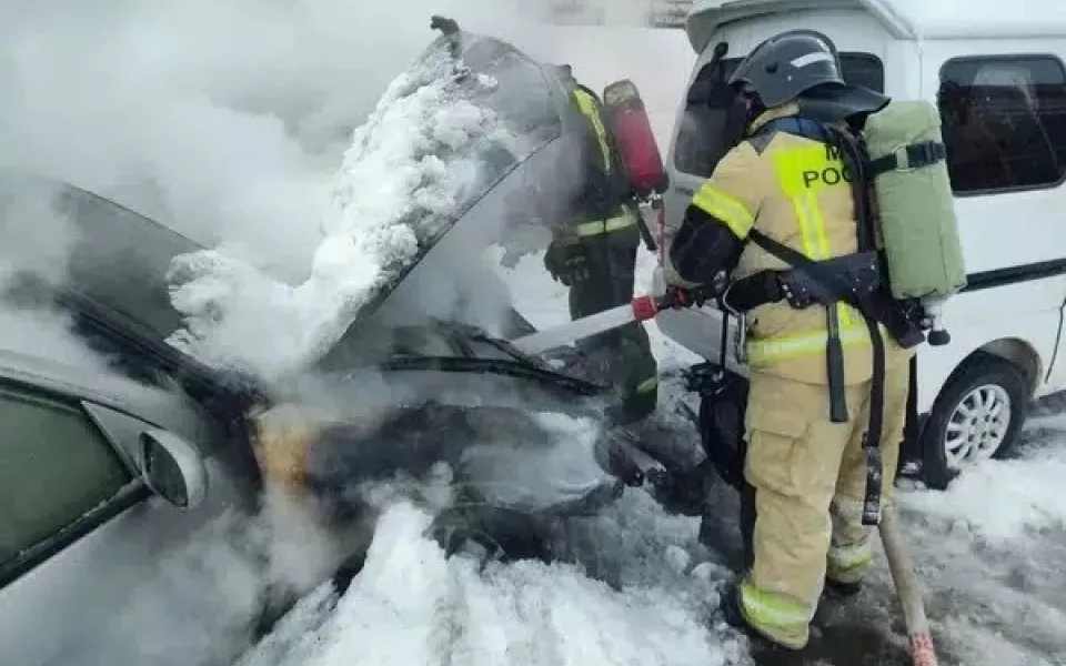 Автомобиль, дом и кошара загорелись в Республике Алтай