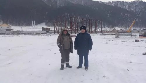 Подрядчики отстали от графиков строительства школы и детского сада в Республике Алтай