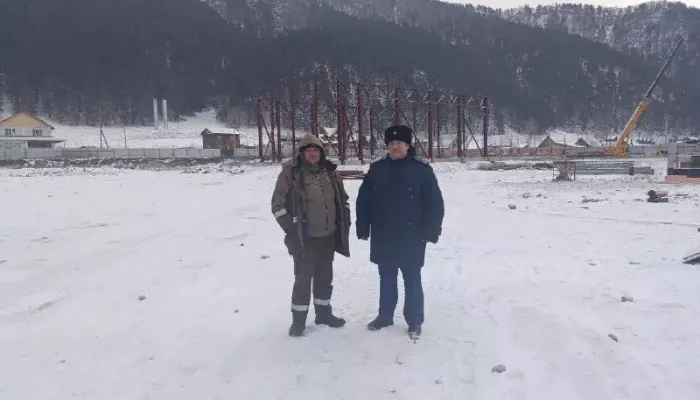 Подрядчики отстали от графиков строительства школы и детского сада в Республике Алтай